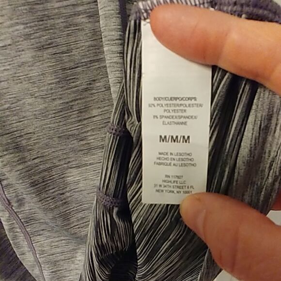 2/$20 NWT Reebok Blk Heather Dynamic Workout Tank - Picture 8 of 8